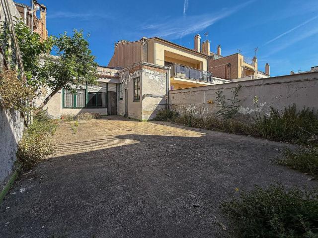 Casa pareada en venta en calle Vallcorba de, Sabadell, de 104 m² 4 habitaciones por 440.000