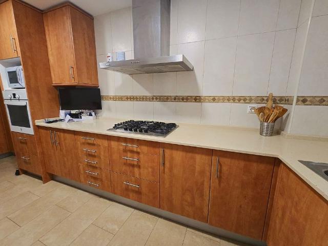 Casa pareada en venta en calle Vintitres Alta, Tarragona, de 182 m² 3 habitaciones por 250.000