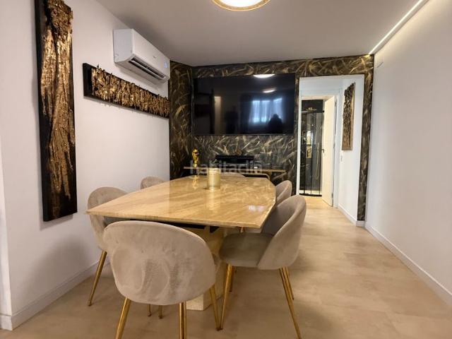 Casa pareada en venta en Cambrils, Port Horta de Santa Maria Costa Dorada. ¡Joya totalmente reformada en el corazón de Cambrils con terraza privada!. Casas pareadas.