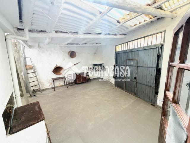 Casa pareada en venta en Campillo de Altobuey. Casa en venta en Campillo de altobuey. Casas pareadas Campillo de.