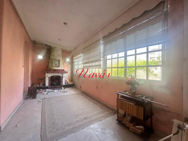 Casa pareada en venta en Carballiño O. Una casa con historia y alma gallega que espera su nueva vida. Casas pareadas Carballiño.