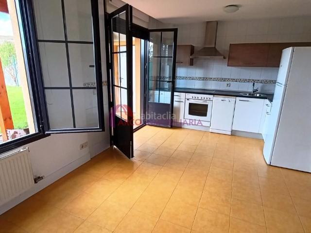 Casa pareada en venta en Cardeñadijo. Casas pareadas.