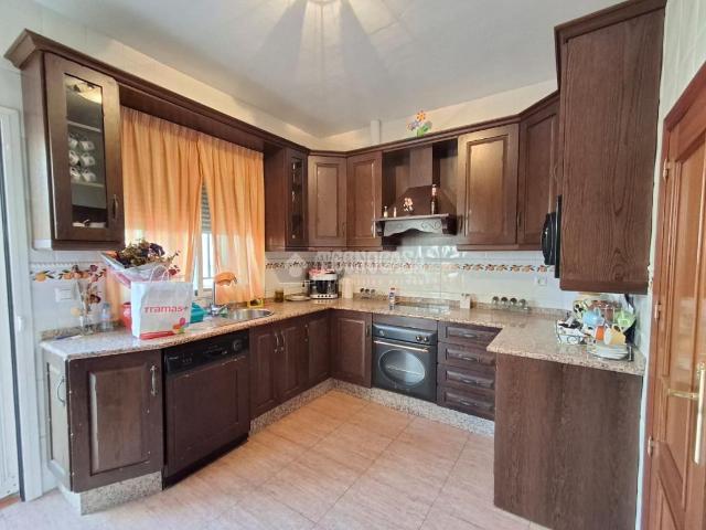 Casa pareada en venta en Carolina La. Casa en venta en La carolina. Casas pareadas Carolina.