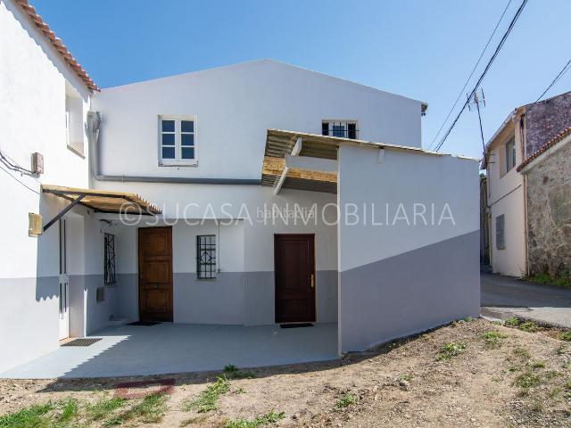 Casa pareada en venta en Carral. Casa en Carral zona Herves. Casas pareadas.