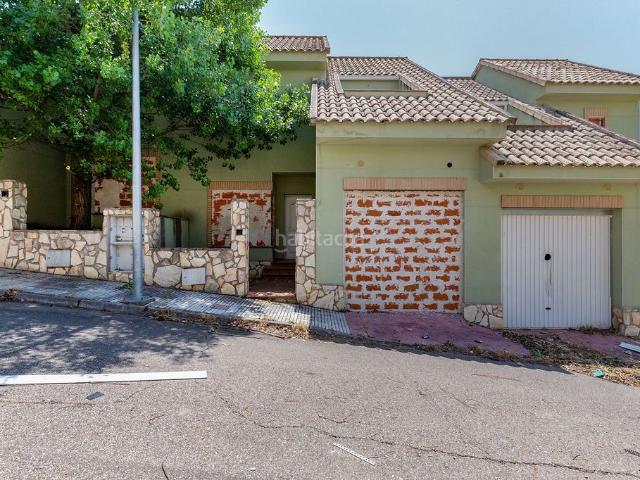 Casa pareada en venta en Casar de Escalona El. Solvia Inmobiliaria Chalet adosado Casar de Escalona El. Casas pareadas Casar de Escalona.