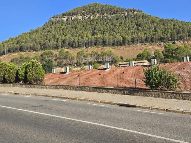 Casa pareada en venta en Castellbell i el Vilar. casa reformada. Casas pareadas Castellbell i el.
