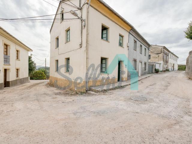 Casa pareada en venta en Castropol. Casas pareadas.