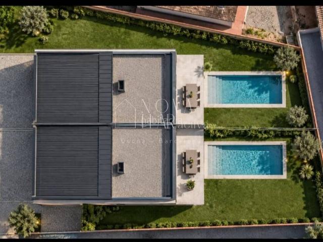 Casa pareada en venta en Centelles. Casa en Venta. Casas pareadas.