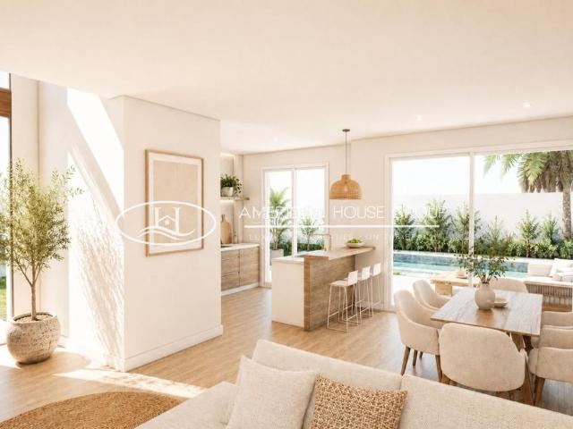 Casa pareada en venta en Chiclana de la Frontera, Los Gallos. Promoción de Obra Nueva de 7 Chalets de Diseño con Piscina en Venta en la Zona de Cerromolinos, Chiclana de la Fra Cádiz. Casas pareadas.
