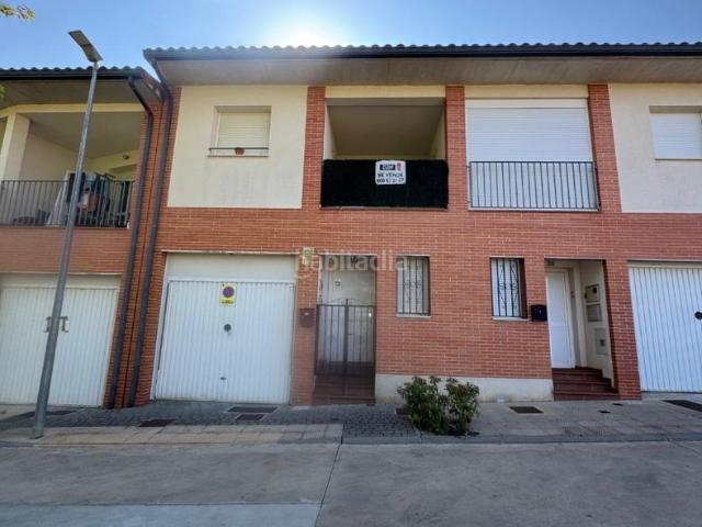 Casa pareada en venta en Cintruénigo. TU NUEVO HOGAR EN CINTRUENIGO. Casas pareadas.