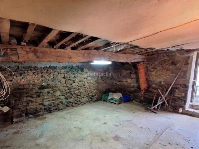 Casa pareada en venta en Abegondo. Casa de Piedra en venta en el centro de Abegondo. Casas pareadas.