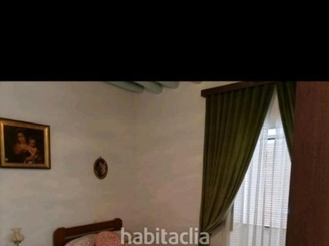 Casa adosada en venta en Alanís. Venta de casa. precio negociable. Casas adosadas.