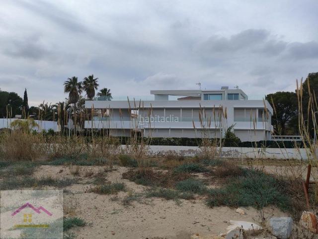 Casa pareada en venta en Alcossebre. VIVIENDA FAMILIAR CON JARDIN Y PISCINA PRIVADA. Casas pareadas.