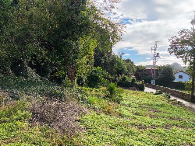 Casa pareada en venta en Alfoz de Lloredo. EXCLUSIVA. CASA PAREADA CON PARCELA DE 759 M² SITUADA EN OREÑA. Casas pareadas Alfoz de.