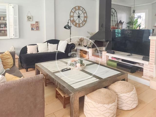 Casa pareada en venta en Algete, Poligono El Nogal Malatones Río de Janeiro. Chalet adosado en venta en Prado Norte. Casas pareadas.