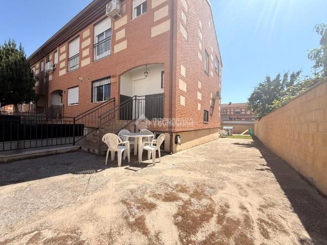 Casa pareada en venta en Alovera. Casa en venta en Alovera. Casas pareadas.