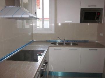 Casa pareada en venta en avenida Barbera, Sabadell, de 145 m² 4 habitaciones por 405.000