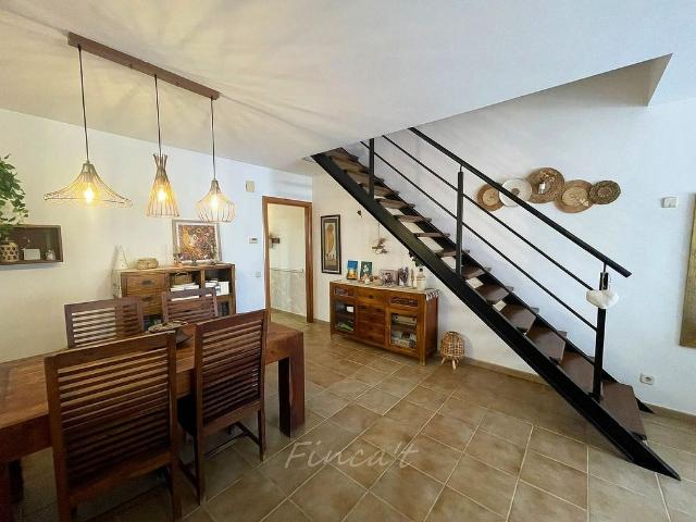 Casa pareada en venta en avenida De la Pau, Moià, de 176 m² 3 habitaciones por 350.000
