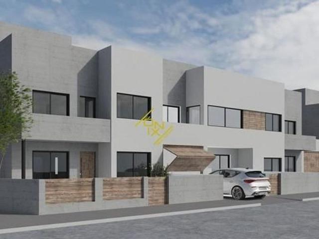 Casa pareada en venta en avenida De Nostra Senyora del Pilar, Santa Oliva, de 148 m² 4 habitaciones por 245.000
