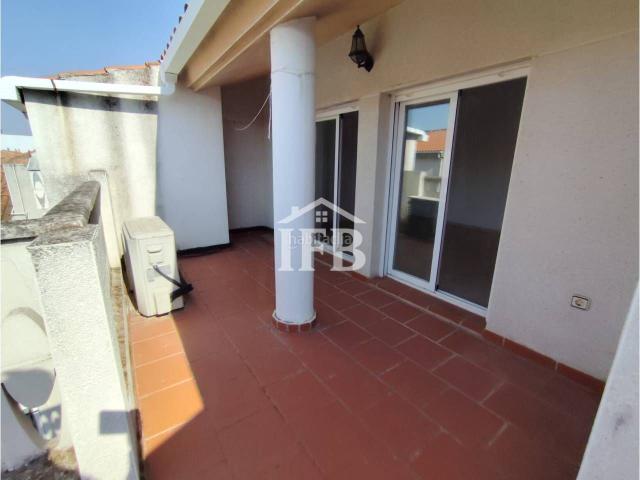 Casa pareada en venta en Badajoz, Avenida Elvas. Magnífico chalet adosado en Urbanización Guadiana. Casas pareadas.