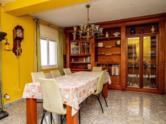 Casa pareada en venta en Badalona, Llefià. Casas pareadas.