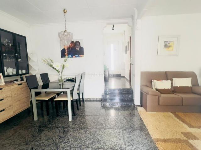 Casa pareada en venta en Badalona, Sant Crist. Casas pareadas.