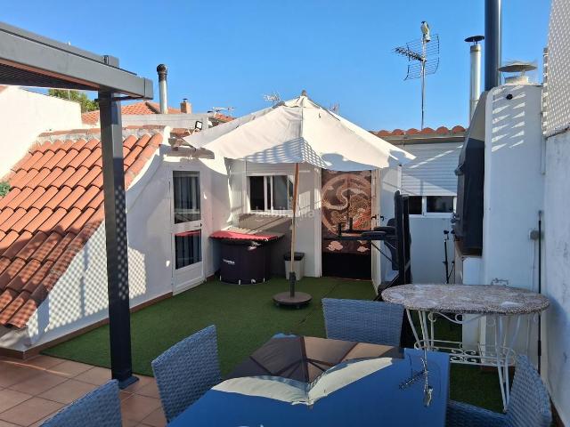 Casa pareada en venta en Baeza. Casa en la mejor zona del Murallas de Baeza. Casas pareadas.
