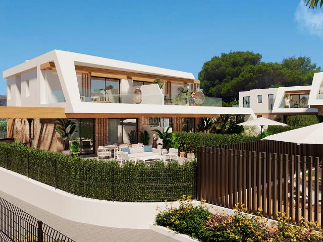 Casa pareada en venta en Baleares Capdepera, Cala Ratjada. Aquí le espera el lujo en estado puro. Casas pareadas.