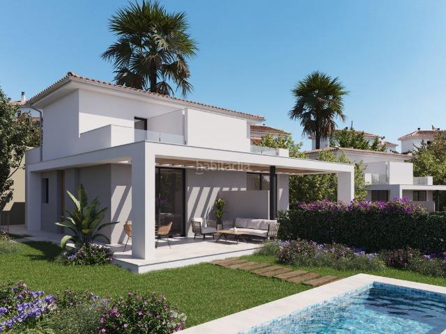 Casa pareada en venta en Baleares Manacor, Porto Cristo. Puro lujo cerca del mar. Casas pareadas.