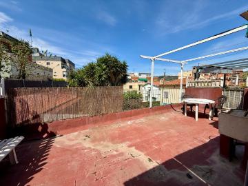 Casa pareada en venta en Barcelona, La Font d´en Fargues. ¡CASA unifamiliar con terraza de 40m2 y 2 plazas de parking!. Casas pareadas.