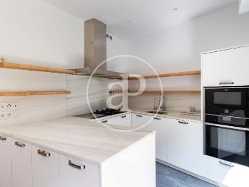 Casa pareada en venta en Barcelona, Sarrià. Casa en venta en Sarrià. Casas pareadas.