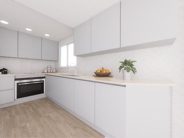 Casa pareada en venta en Barcelona, Vila de Gràcia. Chalet adosado en venta en calle Ramon y Cajal. Casas pareadas.