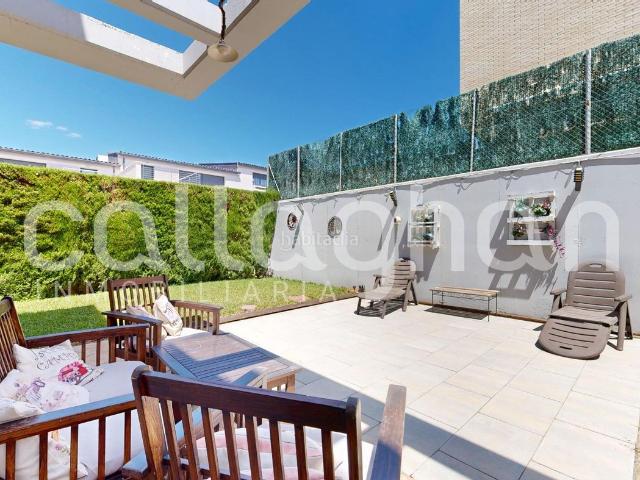 Casa pareada en venta en Benaguasil. Espléndido Pareado en Topairet, Benaguasil Ideal para Familias. Casas pareadas.