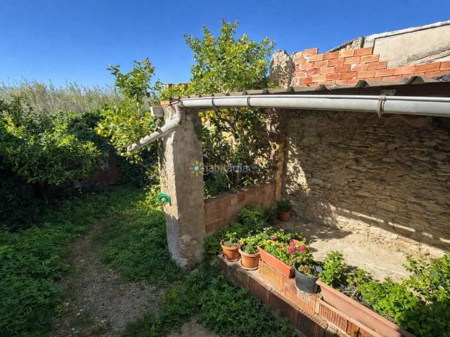 Casa pareada en venta en Bufali. Casa de pueblo en venta en Bufali. Casas pareadas.