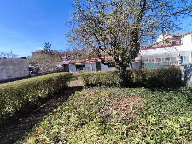 Casa pareada en venta en Burgos, Illera. CASA DE PLANTA BAJA EN ILLERA PARA REFORMAR A SU GUSTO. Casas pareadas.