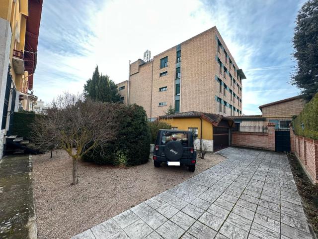 Casa pareada en venta en Burgos, Universidad Las Huelgas. Casas pareadas.
