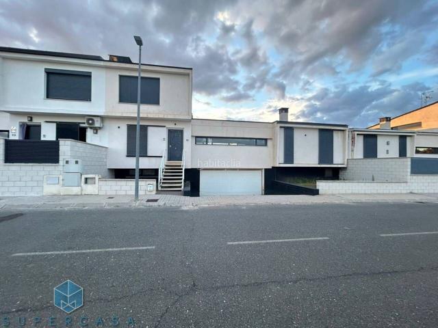Casa pareada en venta en Burguillos de Toledo. Chalet pareado en venta en Burguillos de Toledo. Casas pareadas Burguillos de.