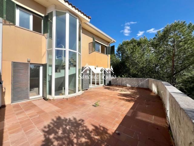 Casa pareada en venta en Galapagar, Parquelagos Puente Nuevo. Chalet pareado en Parquelagos. Casas pareadas.