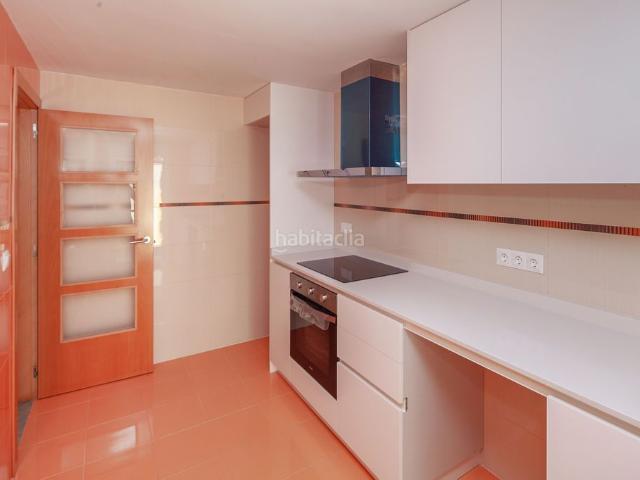 Casa pareada en venta en Gilet. Solvia Inmobiliaria Chalet adosado Gilet. Casas pareadas.