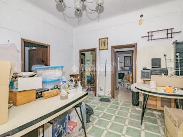 Casa pareada en venta en Granada, San Ildefonso. Casa en venta en Granada. Casas pareadas.