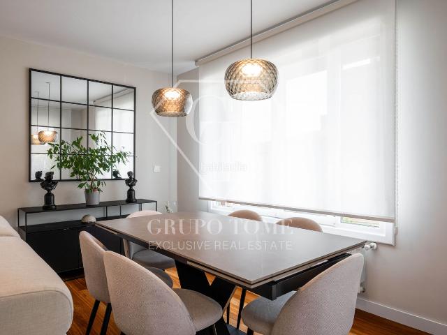 Casa pareada en venta en Donostia San Sebastián, Ategorrieta Ulía. Chalet de lujo con jardín en San Sebastián. Casas pareadas Donostia San.
