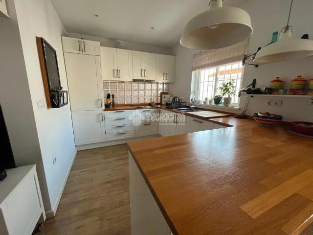 Casa pareada en venta en Dos Hermanas, Centro Doña Mercedes. Casa en venta en Dos hermanas. Casas pareadas Dos.