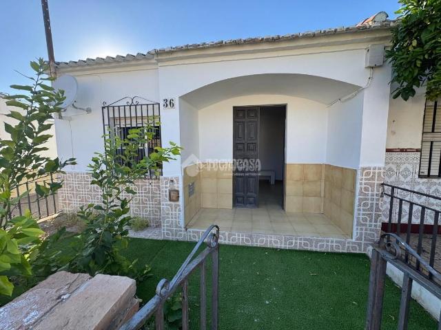 Casa pareada en venta en Écija. Casa en venta en Écija. Casas pareadas.
