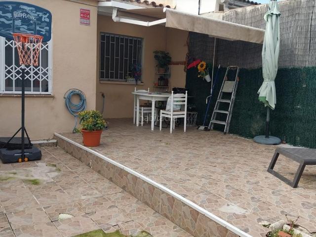 Casa pareada en venta en Esparreguera, Mas d´en Gall. CASA PAREADA EN MAS DEN GALL. Casas pareadas.