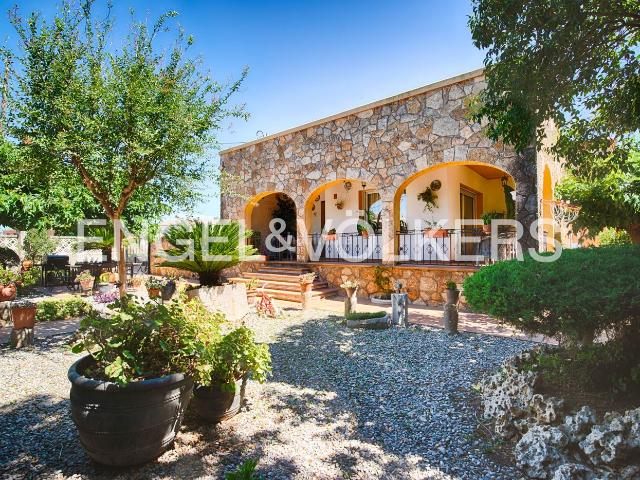 Casa pareada en venta en Fortià. Casa pareada en venta en Fortià. Casas pareadas.