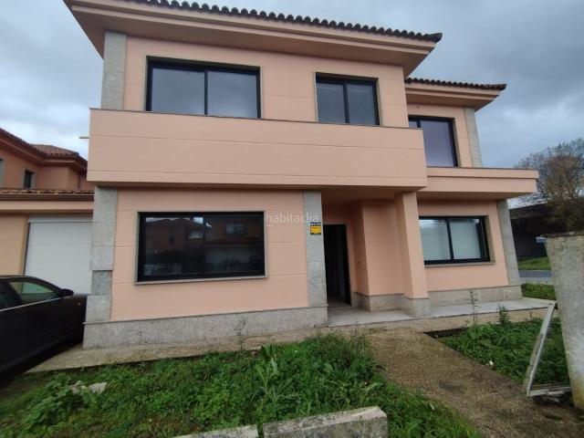 Casa pareada en venta en Ferrol, A Malata Catabois Ciudad Jardín. Chalet pareado en Ferrol. Casas pareadas.