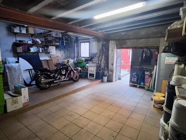 Casa pareada en venta en Figueres, Parc Bosc Castell. Casa apareada en Figueres. Casas pareadas.