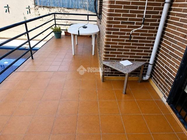 Casa pareada en venta en Fuenlabrada, El Naranjo. Casa en venta en Fuenlabrada. Casas pareadas.