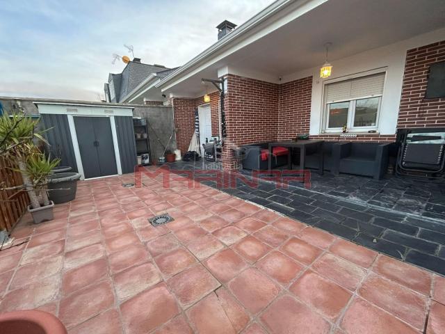Casa pareada en venta en Illescas, Señorío de Illescas. Adosado de Lujo en Illescas. Casas pareadas.