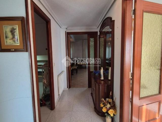 Casa pareada en venta en Jadraque. Casa en venta en Jadraque. Casas pareadas.